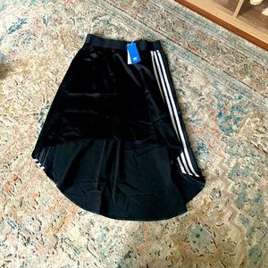 Adidas high low style skirt sz S